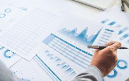 ���У��ٽ�����ۺ����ʳɱ���λ����