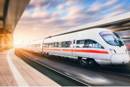 ����ģʽ���ϴ��� �ٽ�����С��ҵ��ͨ��չ